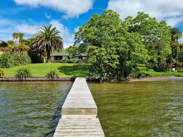 Lake Haven - On The Lakefront Hamurana Bagian luar foto