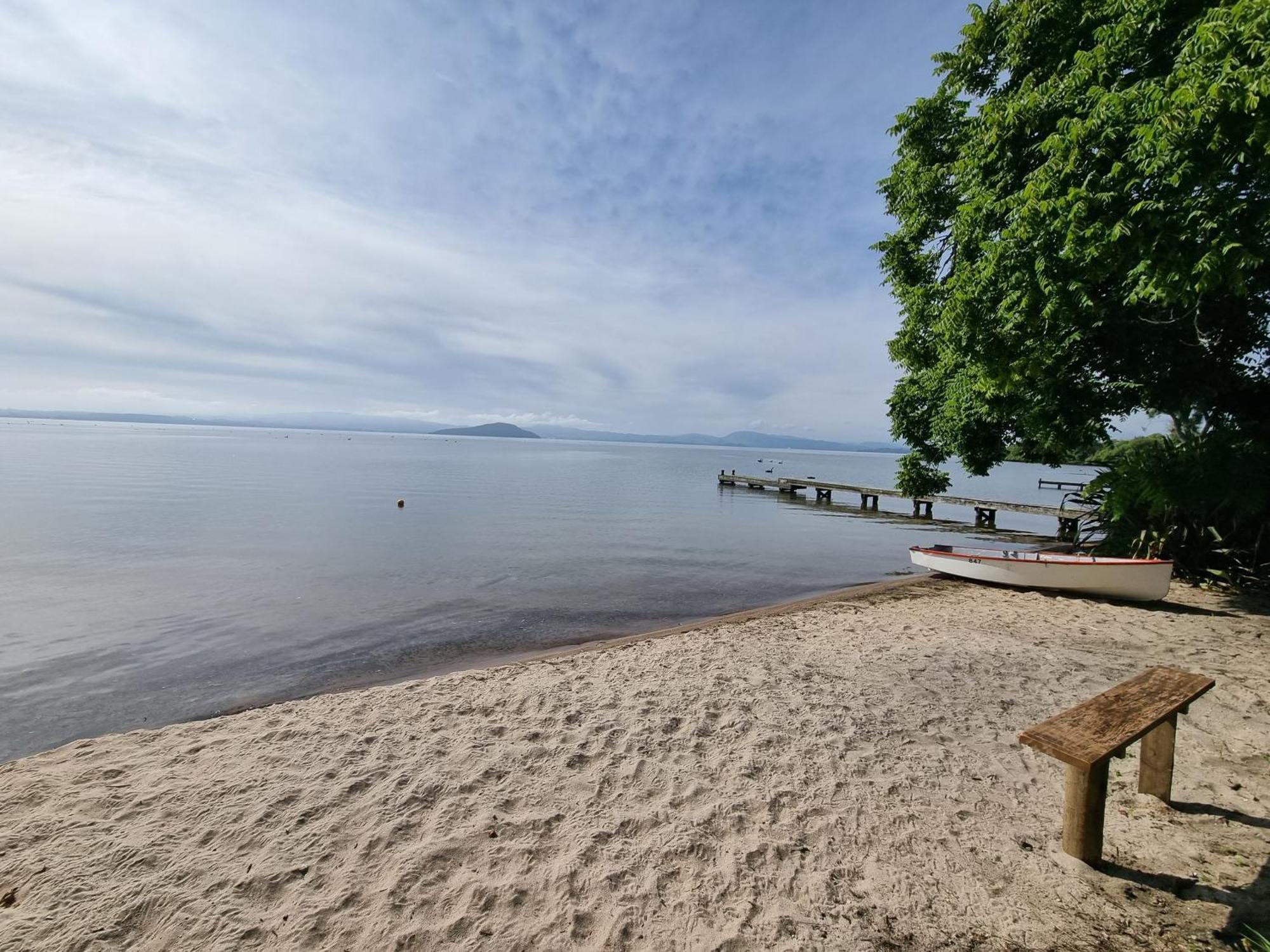 Lake Haven - On The Lakefront Hamurana Bagian luar foto