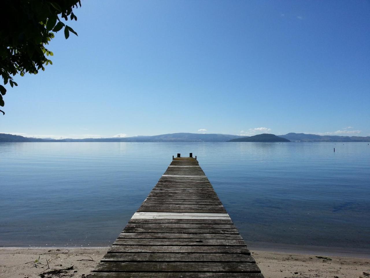 Lake Haven - On The Lakefront Hamurana Bagian luar foto